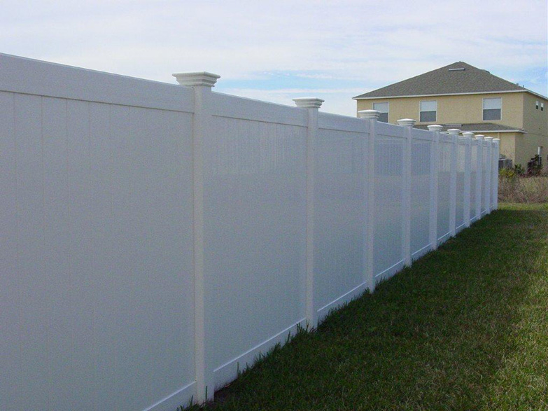 Privacy Fences - Specialty Fence Wholesale Inc.